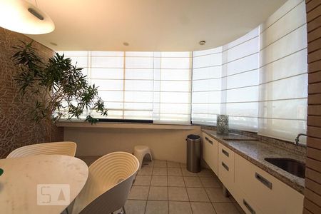 Apartamento à venda com 172m², 3 quartos e 3 vagasEspaço Gourmet