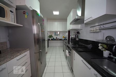 Apartamento à venda com 172m², 3 quartos e 3 vagasCozinha