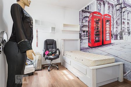 Casa à venda com 311m², 5 quartos e 6 vagasSuíte 2