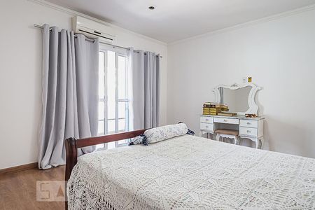 Casa à venda com 311m², 5 quartos e 6 vagasSuíte 1