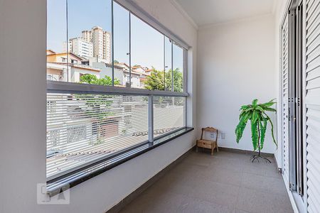 Casa à venda com 311m², 5 quartos e 6 vagasVaranda da Suíte 1