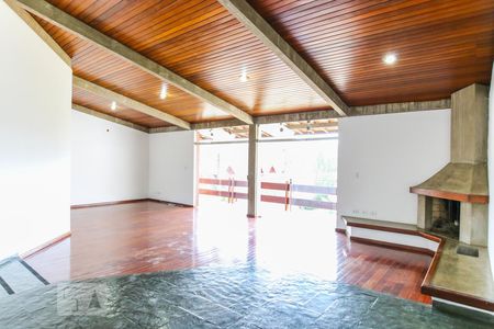 Sala de casa de condomínio para alugar com 4 quartos, 410m² em Jardim das Colinas, São José dos Campos