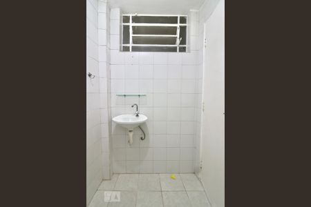 Banheiro de apartamento para alugar com 1 quarto, 36m² em Vila Buarque, São Paulo