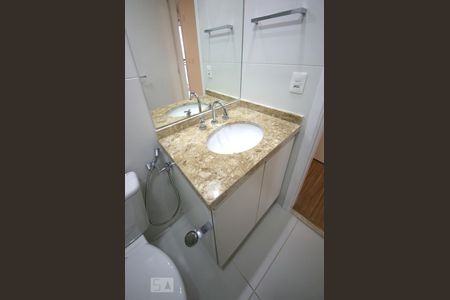 Apartamento para alugar com 65m², 2 quartos e 1 vagaBanheiro