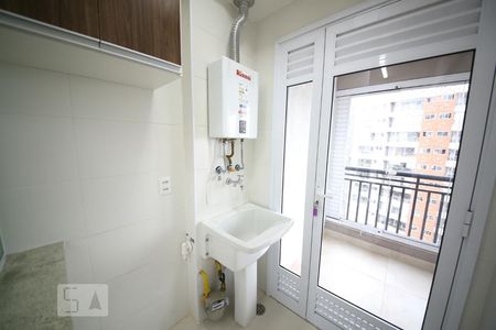 Apartamento para alugar com 65m², 2 quartos e 1 vagaÁrea de Serviço