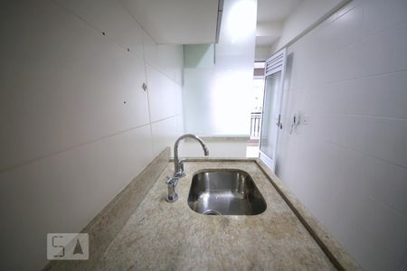Apartamento para alugar com 65m², 2 quartos e 1 vagaCozinha