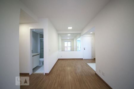 Sala de apartamento para alugar com 2 quartos, 65m² em Campo Belo, São Paulo