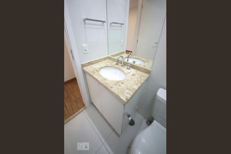 Apartamento para alugar com 65m², 2 quartos e 1 vagaBanheiro