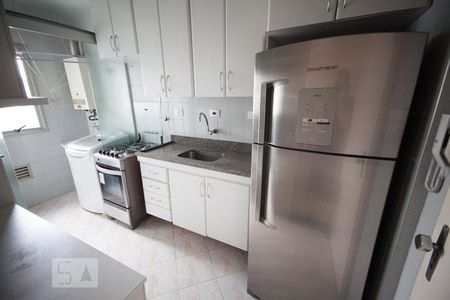 Apartamento à venda com 60m², 2 quartos e 2 vagasCozinha
