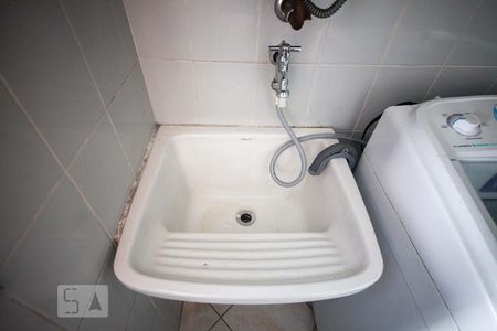 Apartamento à venda com 60m², 2 quartos e 2 vagasLavanderia