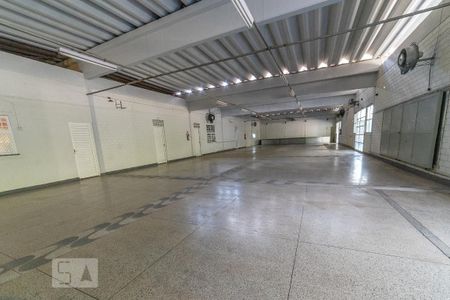 Apartamento à venda com 70m², 3 quartos e 1 vaga Apartamento à venda com 70m², 3 quartos e 1 vagaÁrea comum - salão de festas