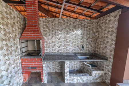 Apartamento à venda com 70m², 3 quartos e 1 vaga Apartamento à venda com 70m², 3 quartos e 1 vagaÁrea comum - churrasqueira