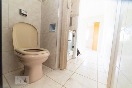 Apartamento à venda com 70m², 3 quartos e 1 vaga Apartamento à venda com 70m², 3 quartos e 1 vagaBanheiro 02
