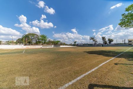 Apartamento à venda com 70m², 3 quartos e 1 vaga Apartamento à venda com 70m², 3 quartos e 1 vagaÁrea comum - campo de futebol