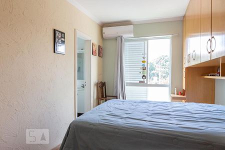 Casa à venda com 434m², 5 quartos e 5 vagas Casa à venda com 434m², 5 quartos e 5 vagasSuíte 2