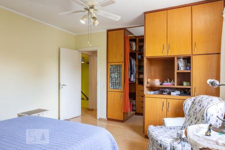 Casa à venda com 434m², 5 quartos e 5 vagas Casa à venda com 434m², 5 quartos e 5 vagasSuíte 1