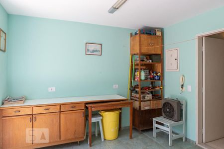 Casa à venda com 434m², 5 quartos e 5 vagas Casa à venda com 434m², 5 quartos e 5 vagasÁrea de Serviço