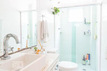 Apartamento para alugar com 48m², 1 quarto e 1 vaga Apartamento para alugar com 48m², 1 quarto e 1 vagaBanheiro