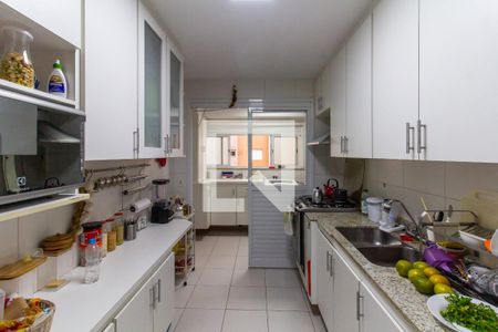 Apartamento à venda com 111m², 3 quartos e 2 vagas Apartamento à venda com 111m², 3 quartos e 2 vagasCozinha