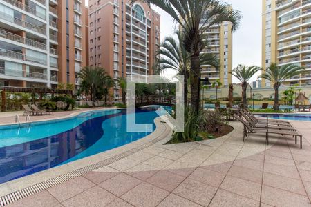 Apartamento à venda com 111m², 3 quartos e 2 vagas Apartamento à venda com 111m², 3 quartos e 2 vagasÁrea comum - Piscina