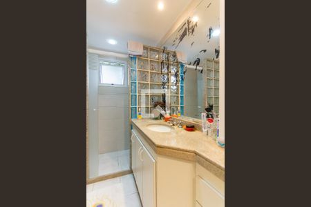 Apartamento à venda com 111m², 3 quartos e 2 vagas Apartamento à venda com 111m², 3 quartos e 2 vagasBanheiro da Suíte 1