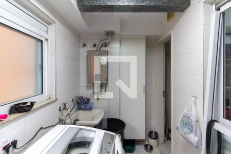 Apartamento à venda com 111m², 3 quartos e 2 vagas Apartamento à venda com 111m², 3 quartos e 2 vagasÁrea de Serviço