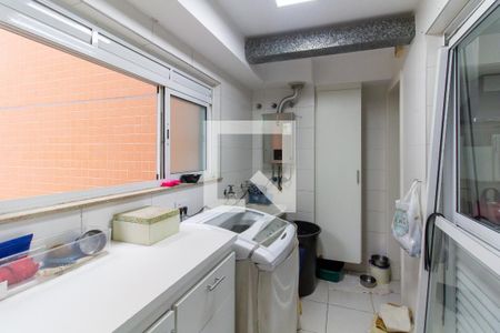 Apartamento à venda com 111m², 3 quartos e 2 vagas Apartamento à venda com 111m², 3 quartos e 2 vagasÁrea de Serviço