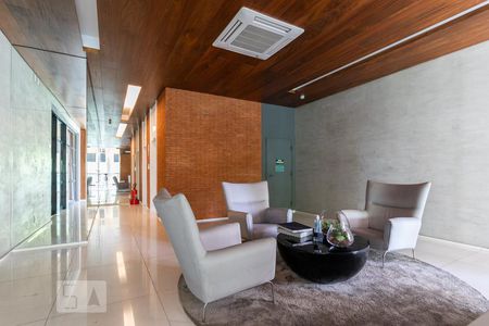 Studio para alugar com 40m², 1 quarto e 1 vagaHall Social