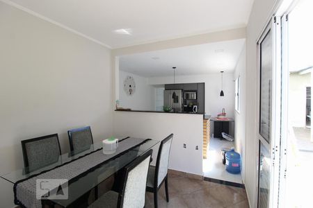 Casa à venda com 231m², 6 quartos e 2 vagasSala jantar