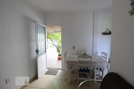 Casa à venda com 231m², 6 quartos e 2 vagasSala edícula