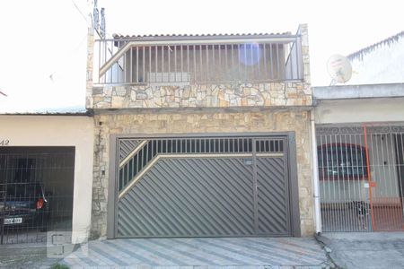 Casa à venda com 231m², 6 quartos e 2 vagasFachada