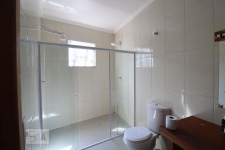 Casa à venda com 231m², 6 quartos e 2 vagasBanheiro suíte 3