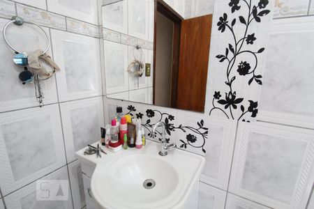 Casa à venda com 231m², 6 quartos e 2 vagasBanheiro social