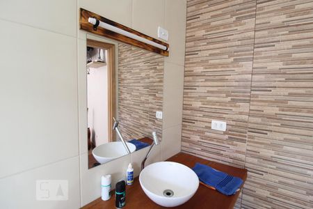 Casa à venda com 231m², 6 quartos e 2 vagasBanheiro suíte 3