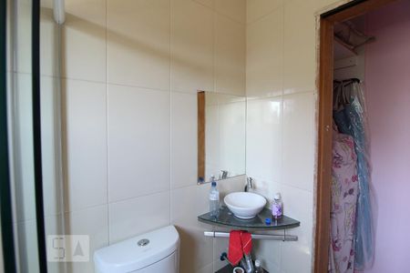 Casa à venda com 231m², 6 quartos e 2 vagasBanheiro suíte 1