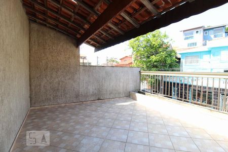 Casa à venda com 231m², 6 quartos e 2 vagasVaranda frente