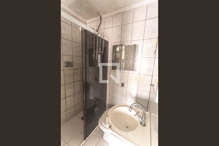 Banheiro social de apartamento para alugar com 1 quarto, 32m² em Taboão, São Bernardo do Campo
