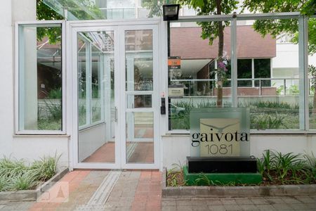 Apartamento para alugar com 76m², 2 quartos e 2 vagasFachada