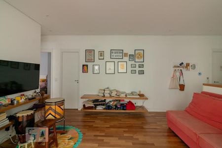 Sala de apartamento para alugar com 2 quartos, 76m² em Moema, São Paulo