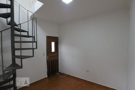 Casa para alugar com 70m², 2 quartos e sem vagaSala