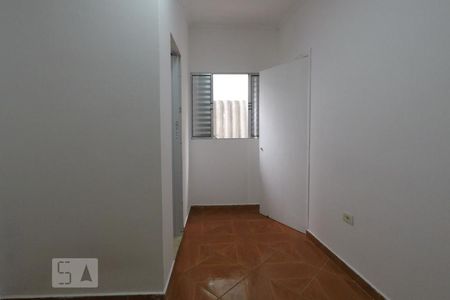 Quarto de casa para alugar com 2 quartos, 70m² em Parque Reboucas, São Paulo