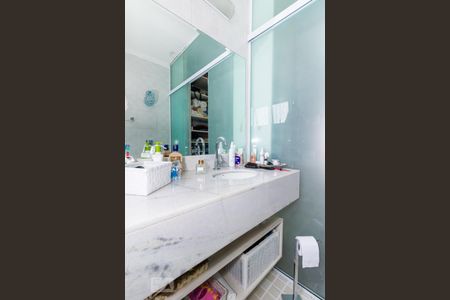 Casa à venda com 276m², 3 quartos e 3 vagasBanheiro da Suíte