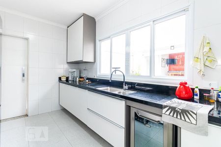 Casa à venda com 276m², 3 quartos e 3 vagasCozinha