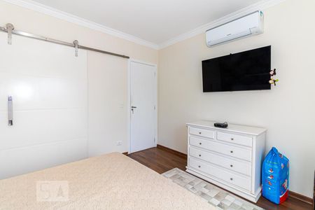 Casa à venda com 276m², 3 quartos e 3 vagasSuíte