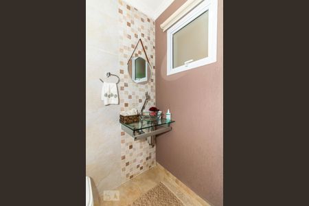 Casa à venda com 276m², 3 quartos e 3 vagasLavabo