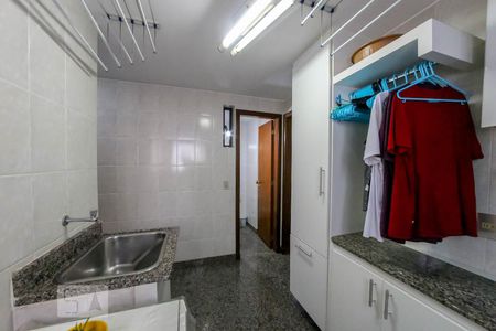 Apartamento à venda com 230m², 4 quartos e 3 vagasÁrea de Serviço