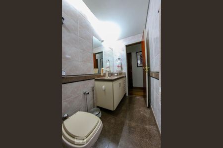 Apartamento à venda com 230m², 4 quartos e 3 vagasBanheiro Social
