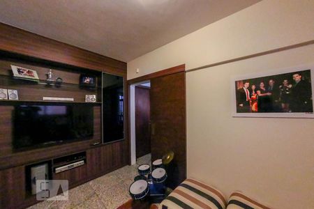 Apartamento à venda com 230m², 4 quartos e 3 vagasSala de TV