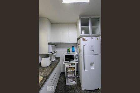 Apartamento à venda com 230m², 4 quartos e 3 vagasCozinha