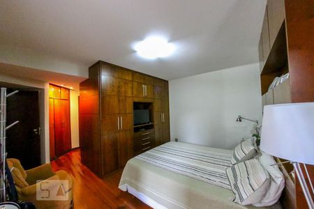 Apartamento à venda com 230m², 4 quartos e 3 vagasQuarto Suíte
